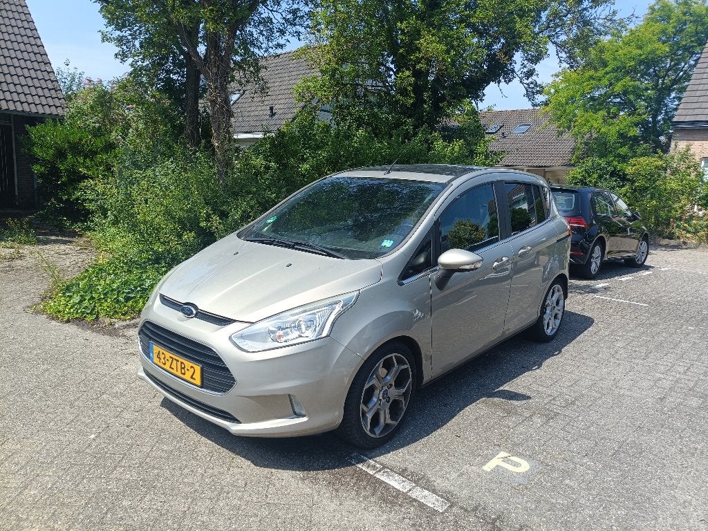 Ford B-Max 1.0 Ecoboost 74KW/100PK 2013 Grijs, Auto's, Ford, Voorwielaandrijving, 100 pk, Handgeschakeld, Particulier