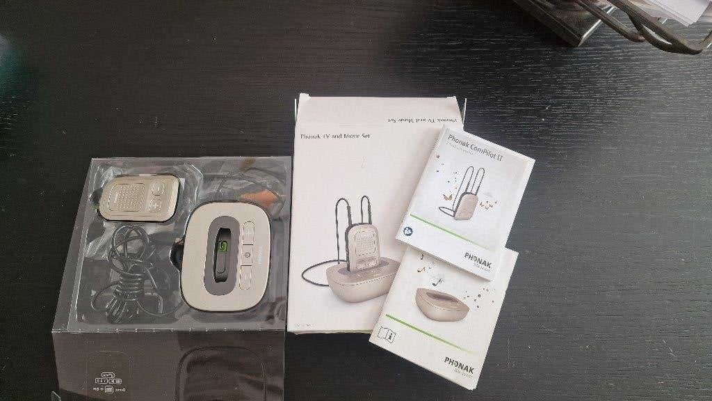Phonak Tv and music set (ComPilot II en TV Link II), Diversen, Ophalen of Verzenden, Zo goed als nieuw