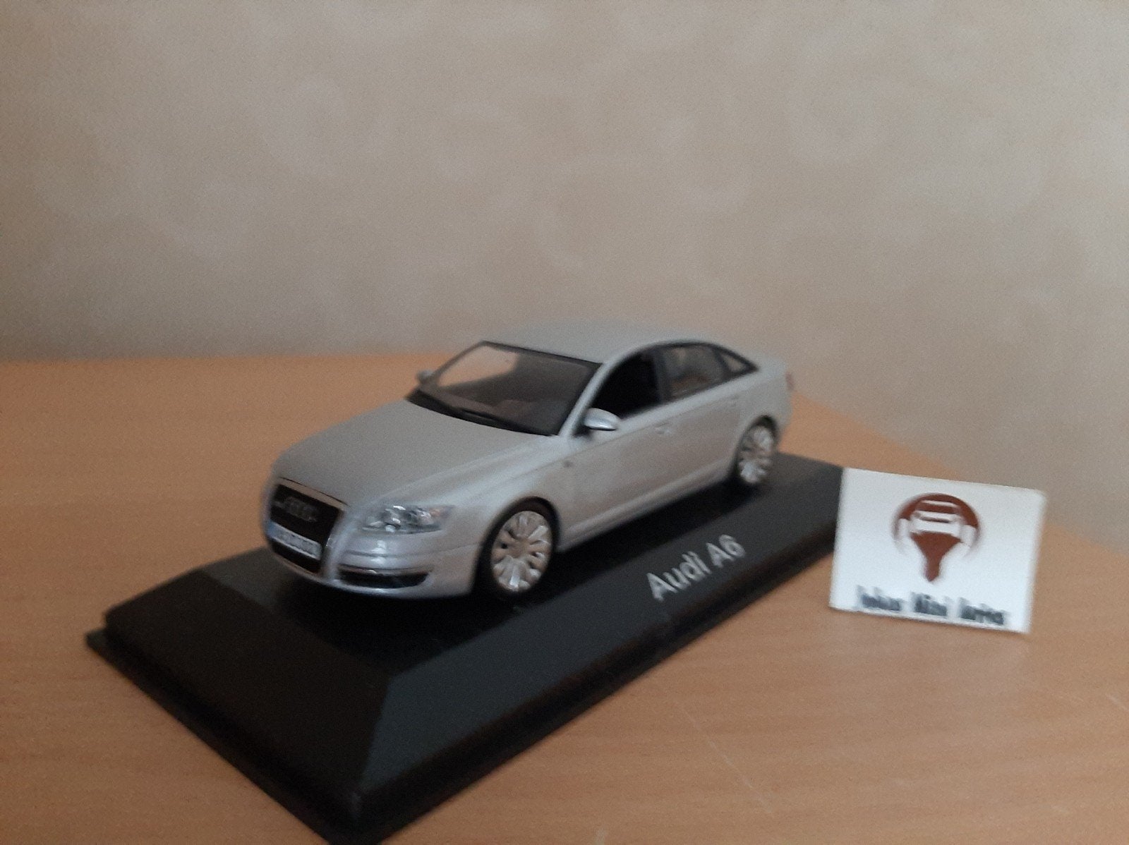 Audi A6 2004-2008 zilvermetallic van Minichamps 1:43, Minichamps, Auto, Nieuw, Ophalen of Verzenden