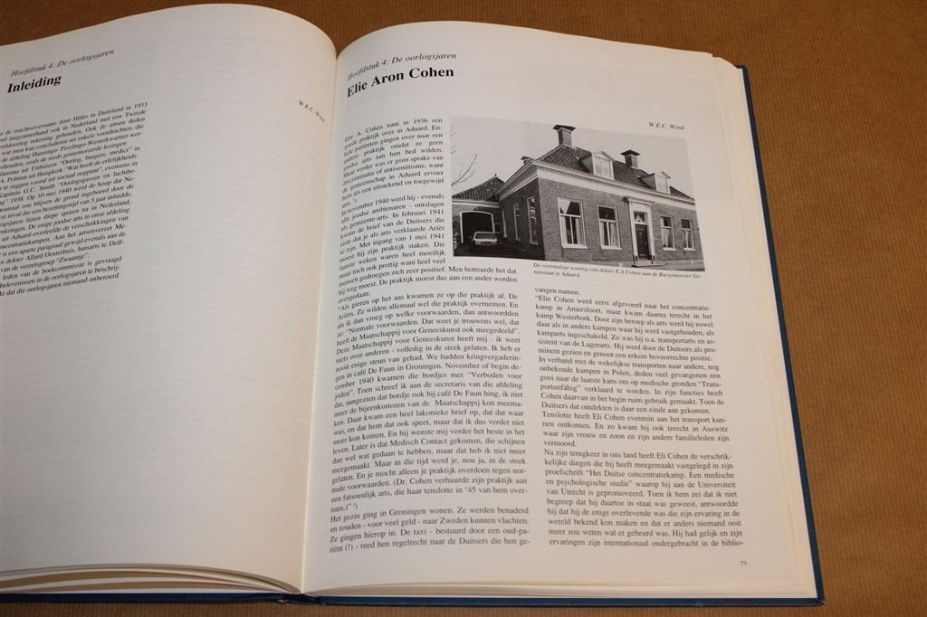 Dokters in Hunsingo — Huisartsen Groningen 1850-1994, Ophalen of Verzenden, Gelezen
