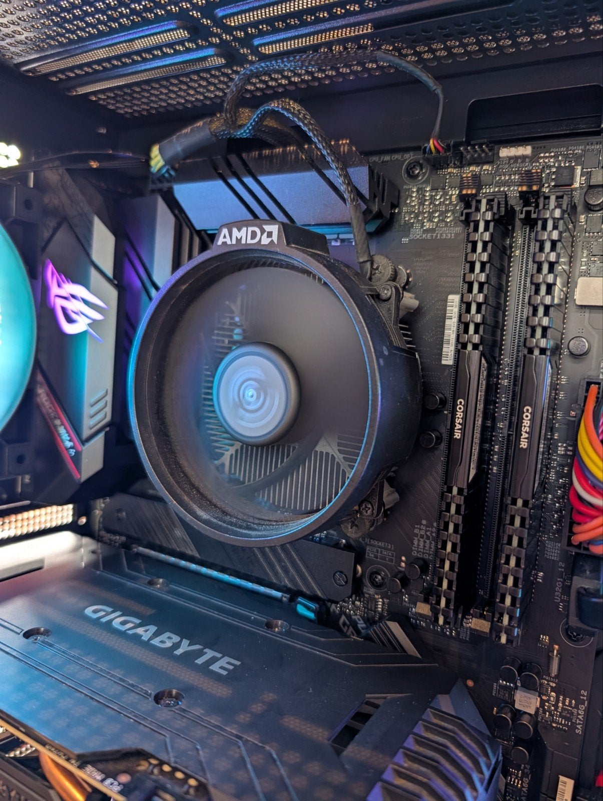 Ryzen 5 2600 met koeler, Computers en Software, Processors, 6-core, Zo goed als nieuw, Socket AM4, 3 tot 4 Ghz