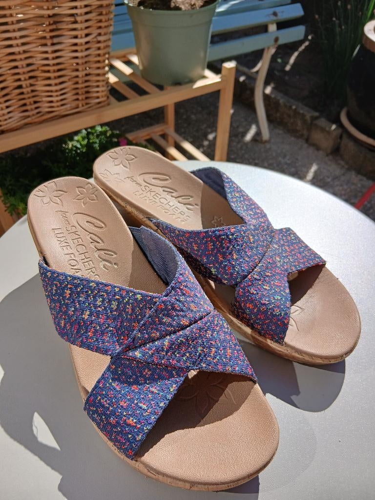 Skechers Cali slippers, sandalen, Skechers, Blauw, Zo goed als nieuw, Sandalen of Muiltjes