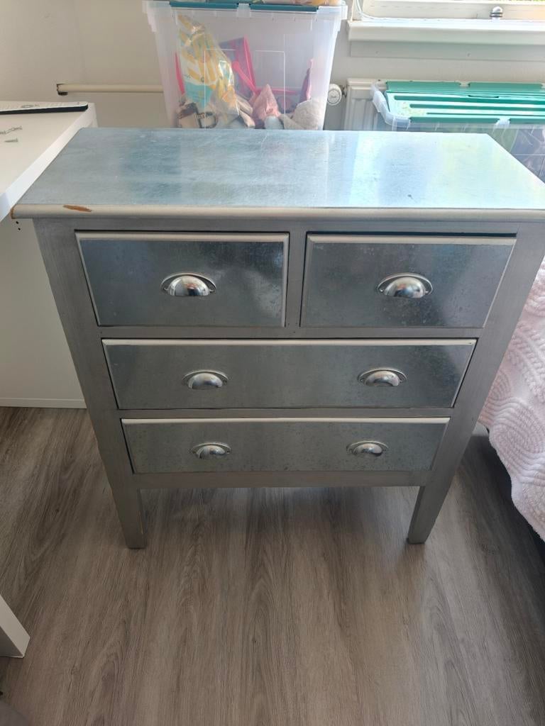 Leuk zilver ladekastje Xenos, Huis en Inrichting, Ophalen, Gebruikt, 50 tot 100 cm, 3 of 4 laden