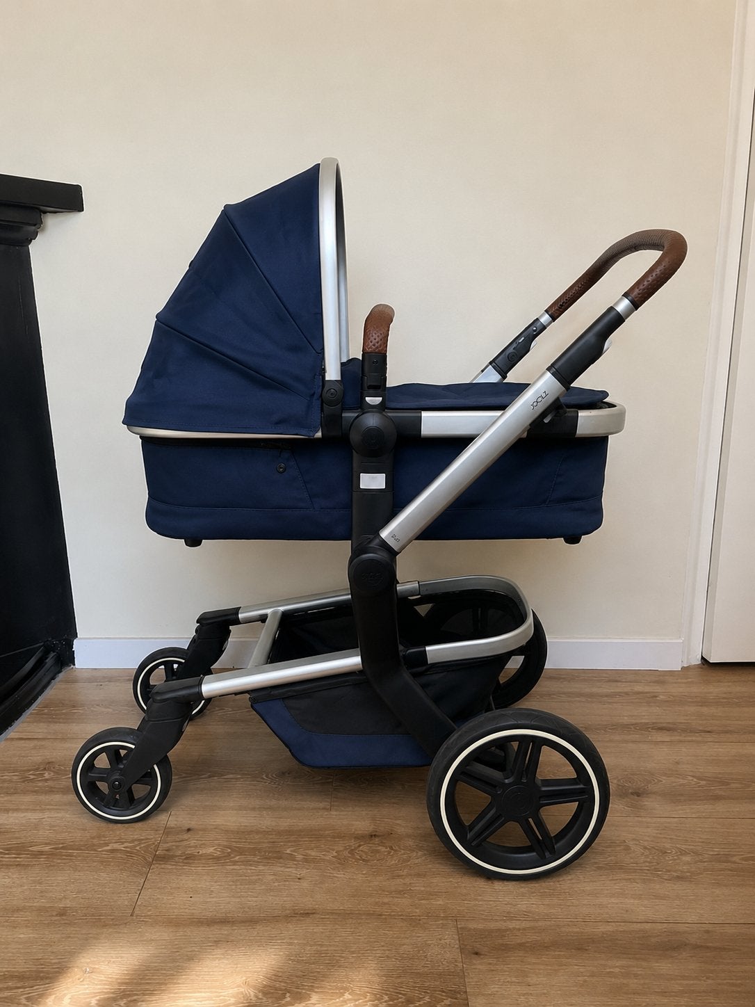 Navy Blue Joolz Day +  2-in-1 Kinderwagen, Kinderen en Baby's, Kinderwagens en Combinaties, Zo goed als nieuw, Verstelbare duwstang