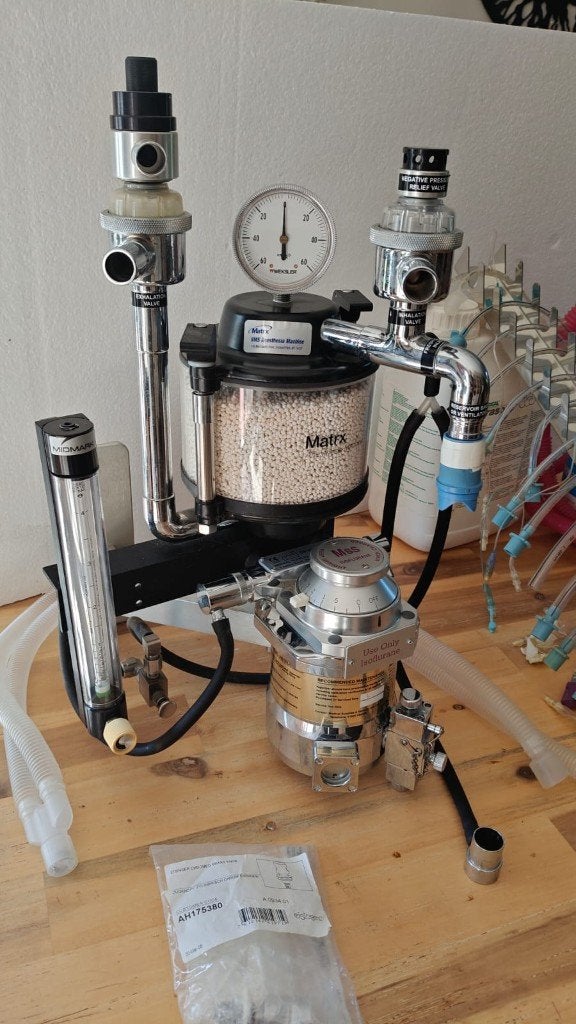 Matrx VMS veterinaire anesthesiemachine, Ophalen, Gebruikt