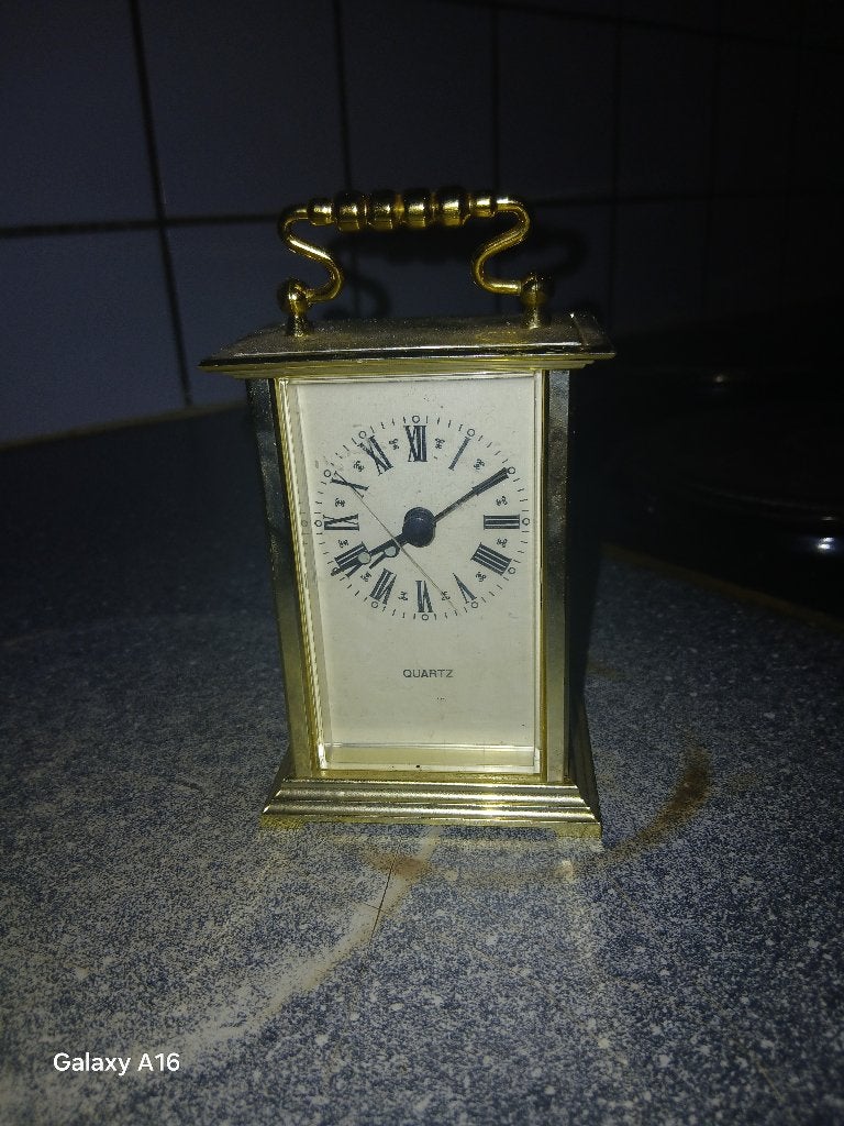 Vintage quartz reisklok, Ophalen of Verzenden