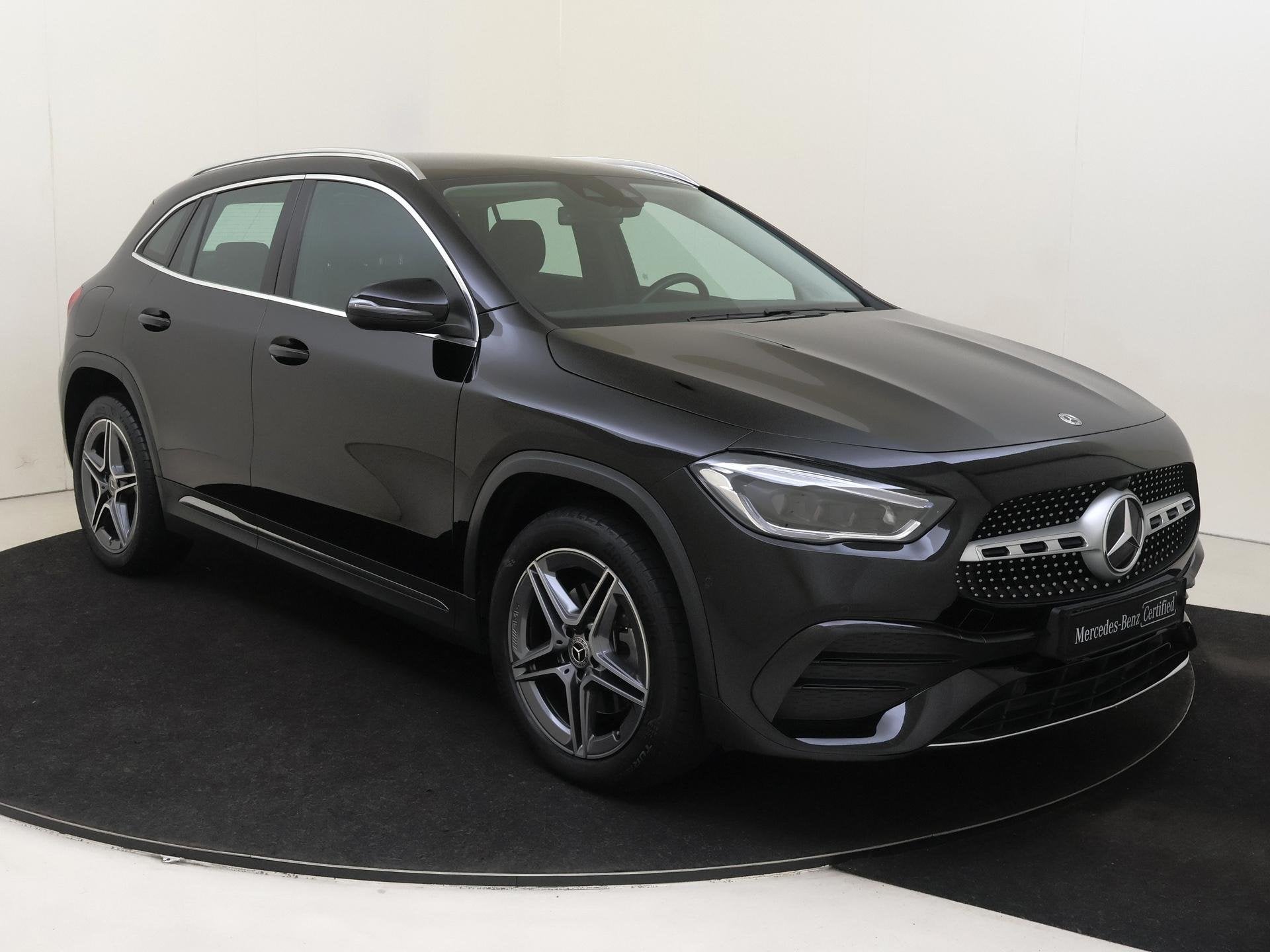 Mercedes-Benz GLA-klasse 250 e AMG Line, Auto's, 4 cilinders, 16 kWh, Leder en Stof, Zwart