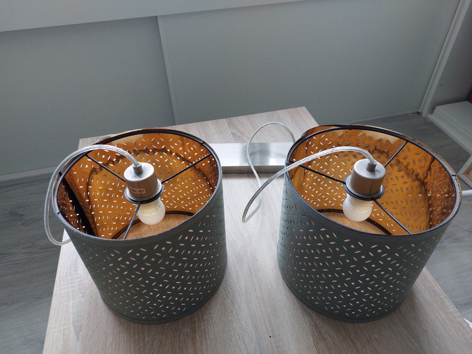 Mooie hanglamp met groene kappen, Ophalen, Zo goed als nieuw