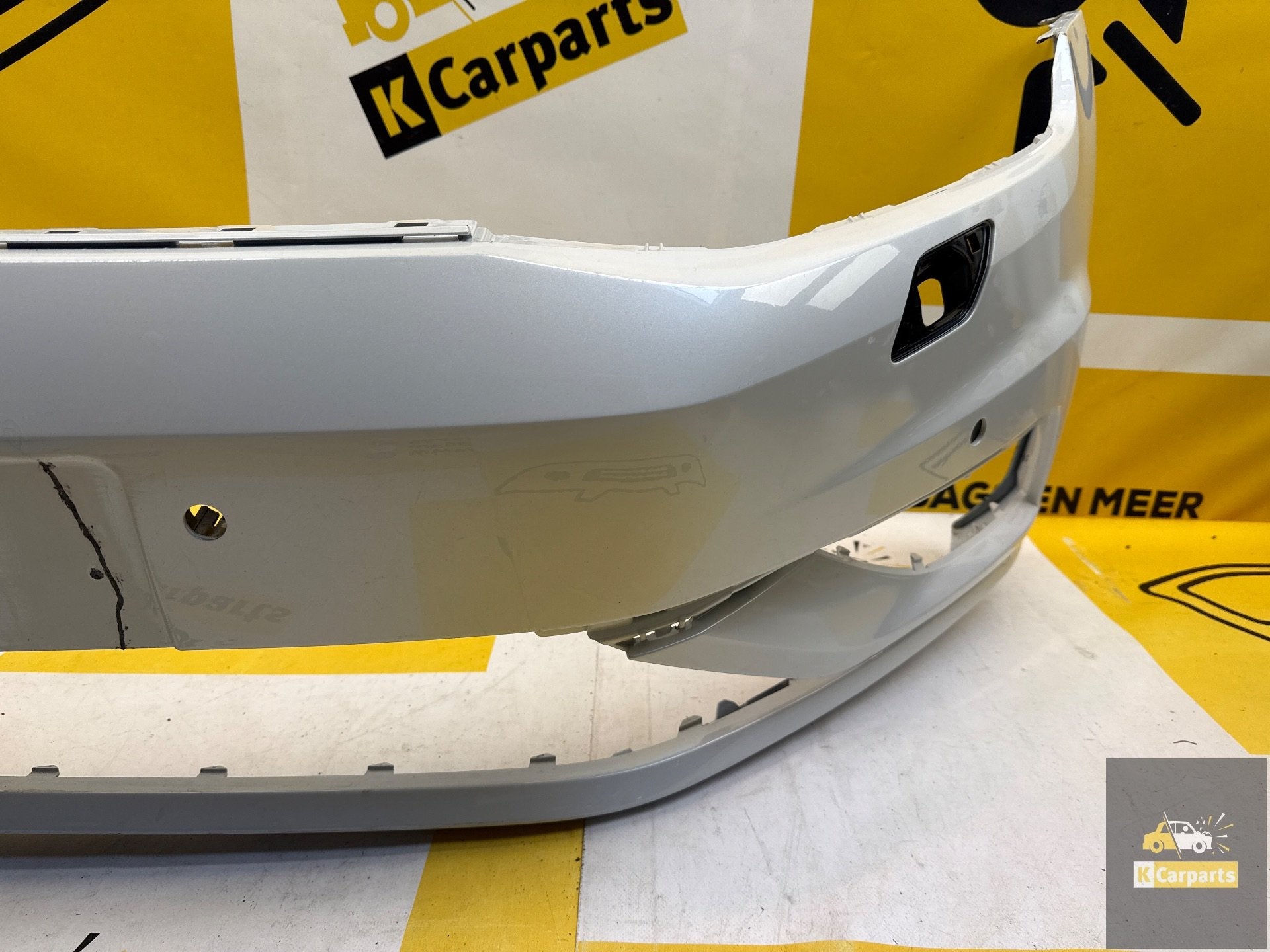 Volkswagen Golf 7 Facelift voorbumper 5G0807221FL, Gebruikt, Volkswagen AG, Bumper, Berliner Ring 2
38440  Wolfsburg, DE