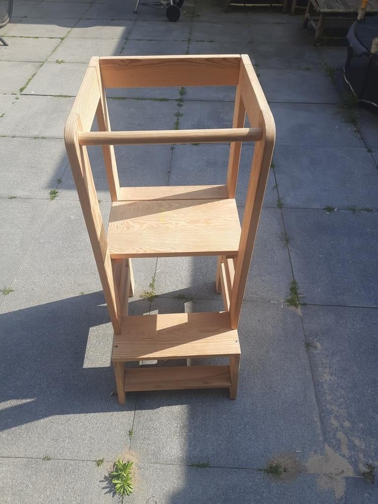 Houten leertoren / keukenhulp voor kinderen, Ophalen of Verzenden, Gebruikt, Overige typen