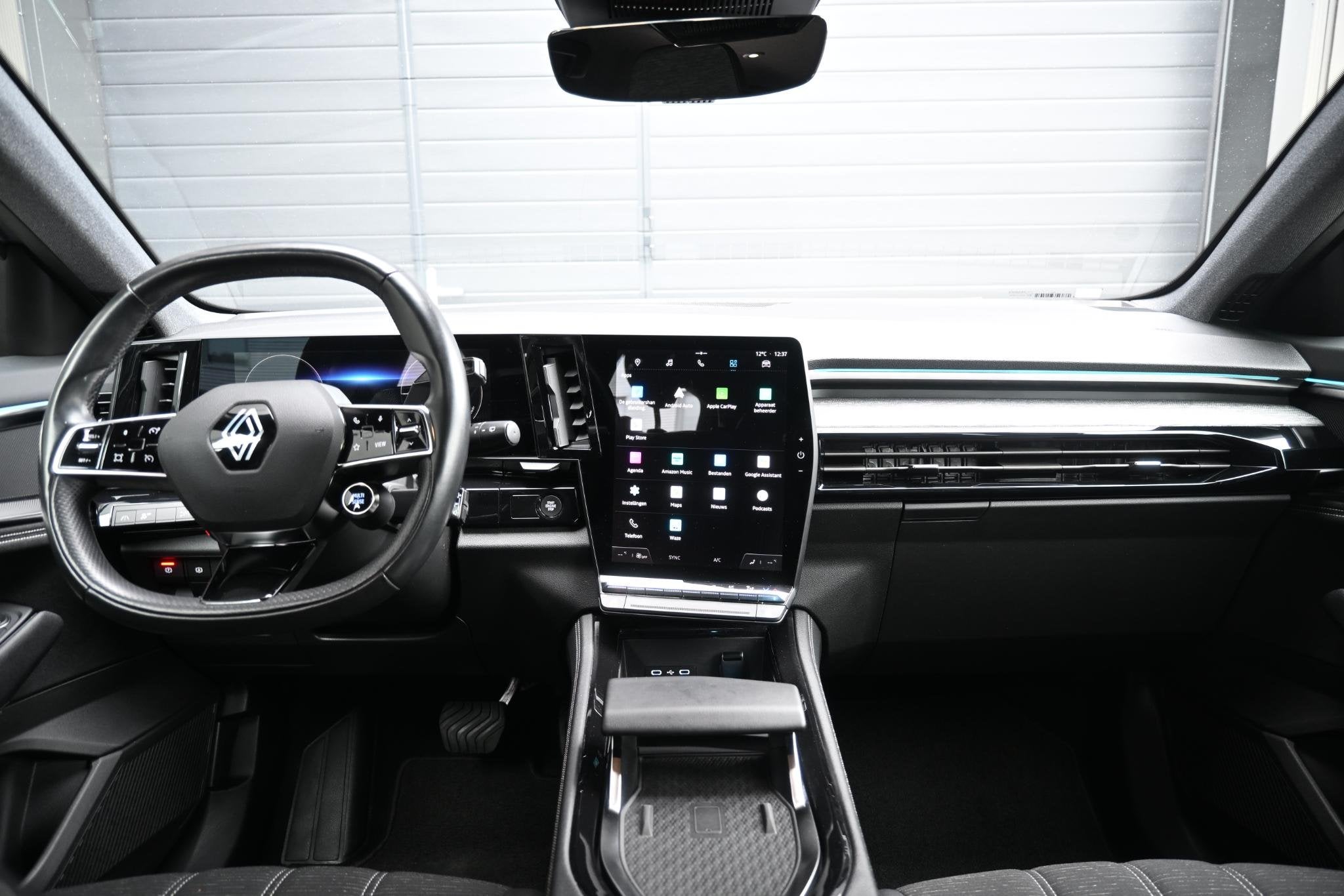 Renault Austral E-Tech full hybrid 200 techno | TREKHAAK | C, Auto's, Dealer onderhouden, Gebruikt, Euro 6, 1199 cc