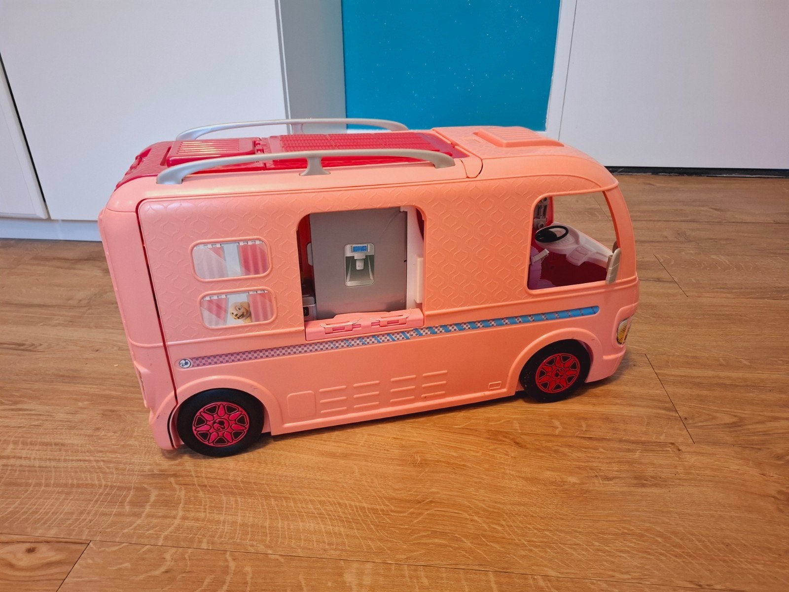 Barbie Camper - Roze Droomcamper met Zwembad, Ophalen, Gebruikt, Barbie