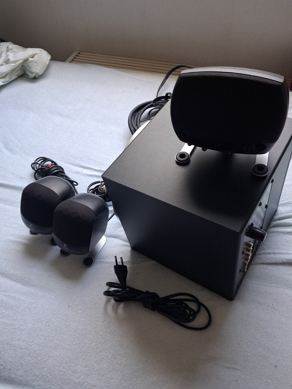 logitech Z-640, Ophalen of Verzenden