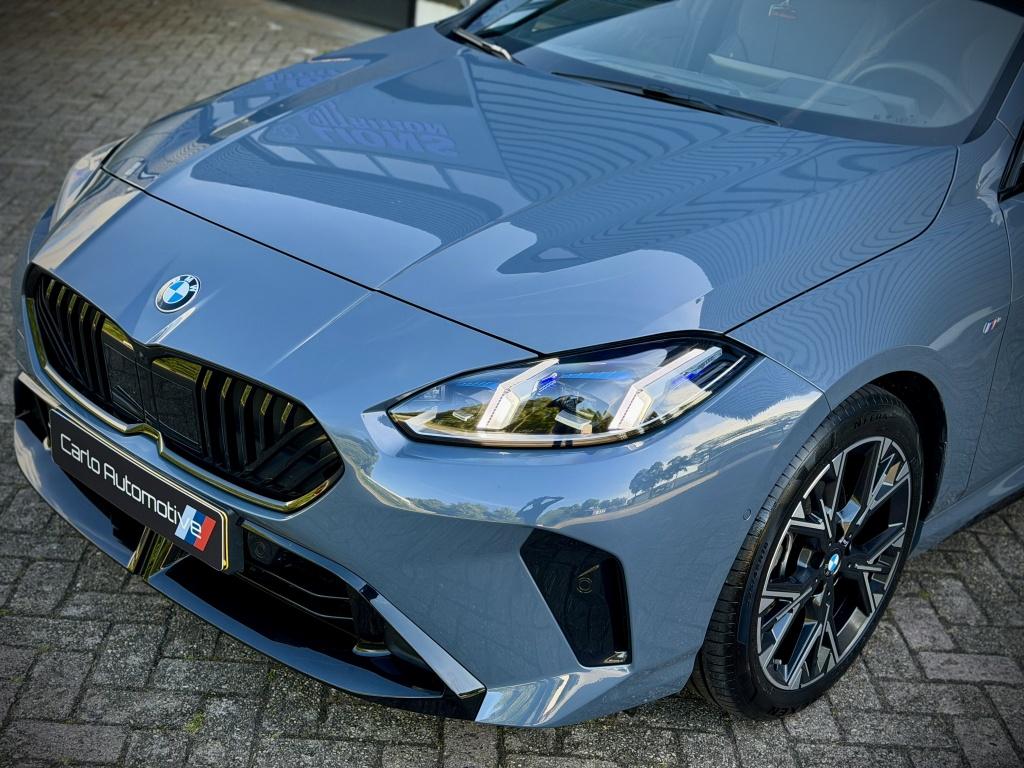 BMW 1-serie 120 PANO|HUD|360°|MEMORY|ACC|KEYLESS VOL!, Gebruikt, Euro 6, 157 pk, Zilver of Grijs