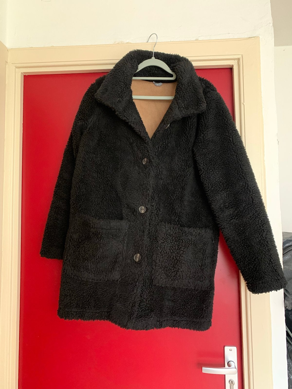 Zwarte teddy jas - Maat 40 valt als 38, Ophalen of Verzenden, Gedragen, Maat 38/40 (M), Zwart