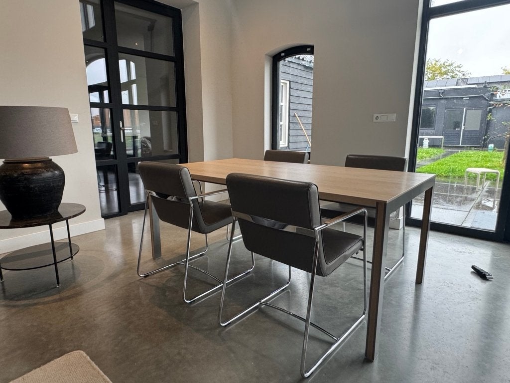 Leolux eetkamerset Spring Orchid | Unieke set, Huis en Inrichting, Complete eetkamers, Leolux, Ophalen of Verzenden, 4 tot 6 stoelen