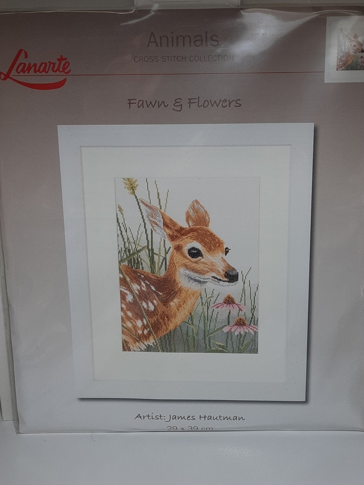 Lanarte Borduurpakket "Fawn & Flowers" - Nieuw, Verzenden, Nieuw, Handborduren, Borduurpakket