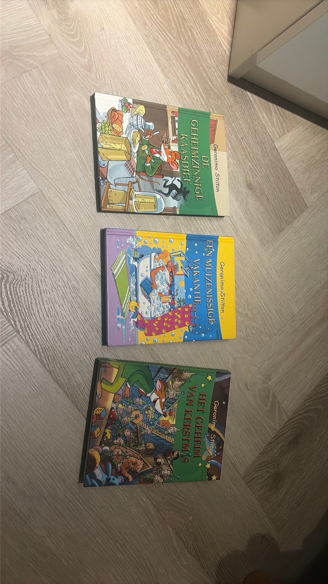 Geronimo Stilton boeken, Ophalen of Verzenden, Zo goed als nieuw, Fictie algemeen