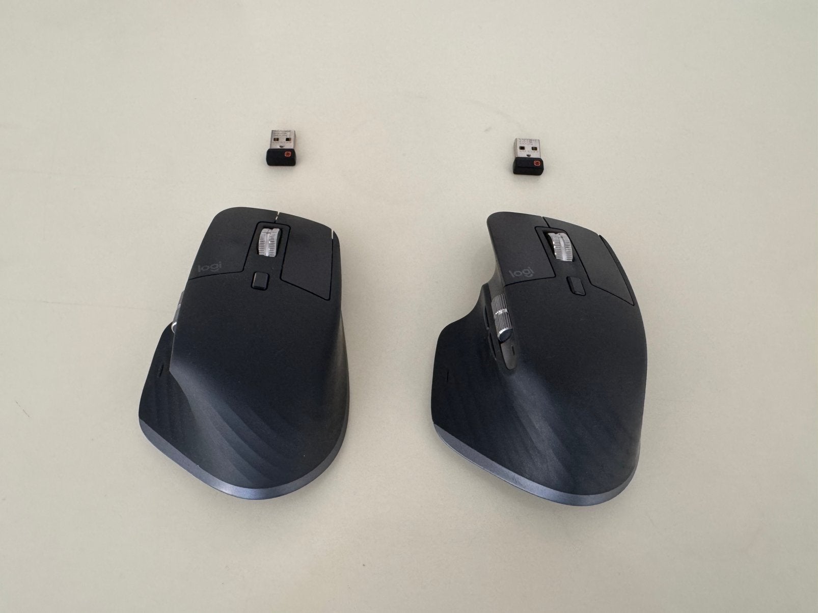 2x Logitech MX master 3, Computers en Software, Ophalen of Verzenden, Zo goed als nieuw