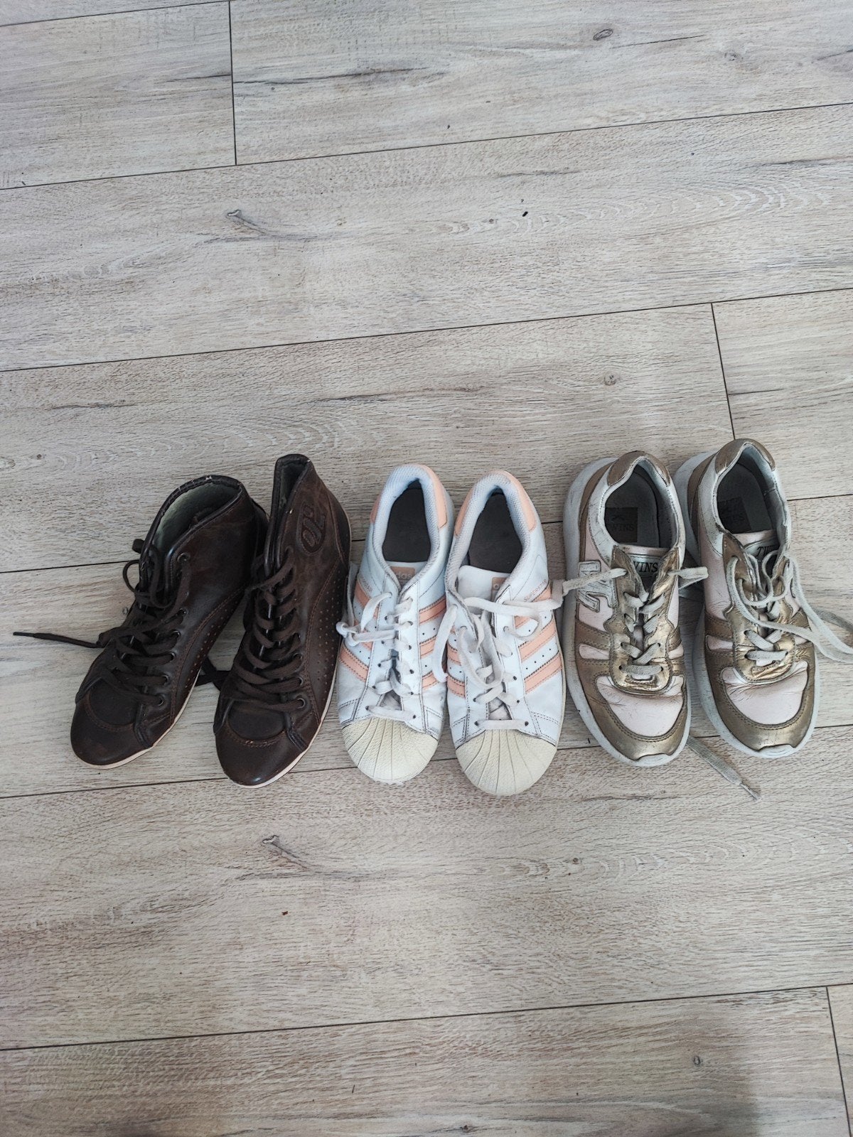 Meisjes schoenen maat 37, Ophalen of Verzenden, Gedragen, Wit, Sneakers of Gympen