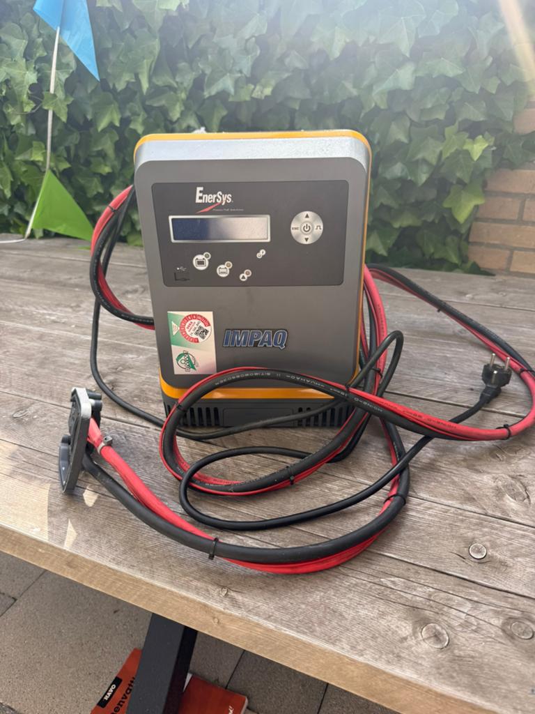 Enersys impaq lader voor pallettruck o. Toyota bT LW160-250, Doe-het-zelf en Verbouw, Palletwagens en Pompwagens, Ophalen of Verzenden