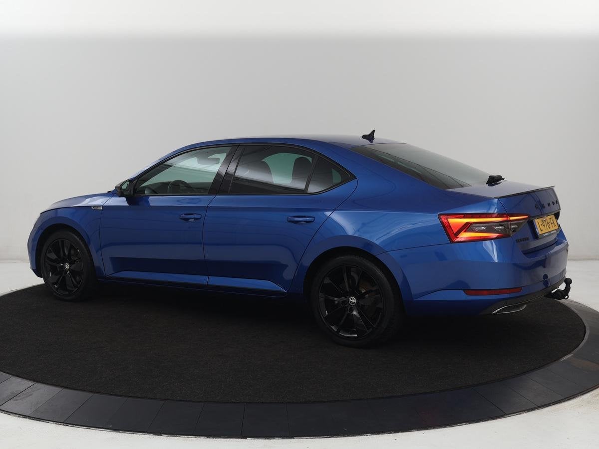 Skoda Superb 1.4 TSI iV Sportline | SOH 96% | 360 Camera | A, Auto's, Skoda, Gebruikt, 4 cilinders, Blauw, Alcantara