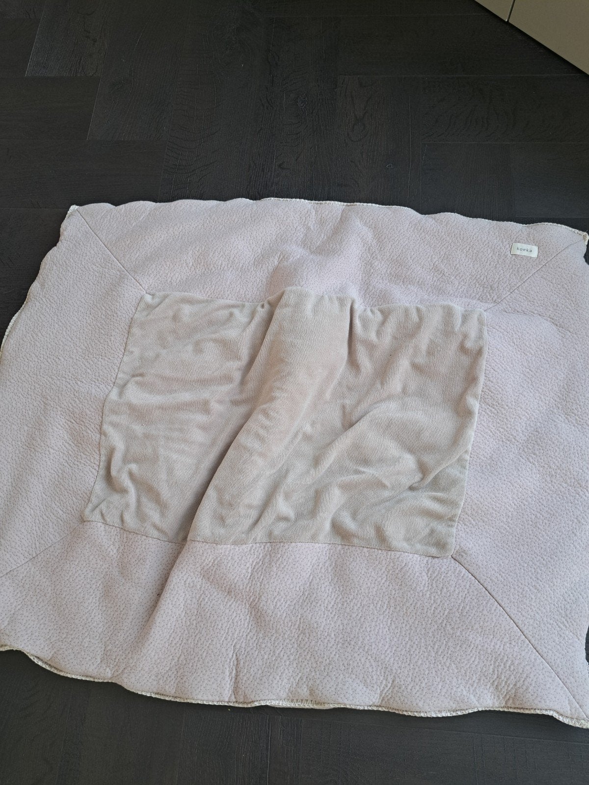 Koeka boxkleed taupe/lichtroze, Ophalen of Verzenden, Gebruikt, Speelkleed