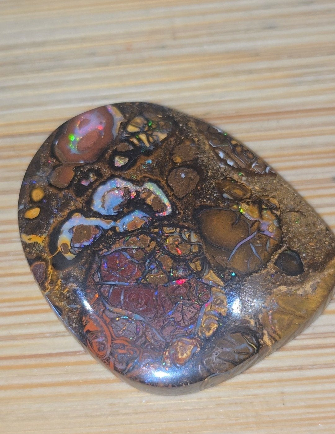 Prachtige Boulder Opaal Koroit, Ophalen of Verzenden, Zo goed als nieuw