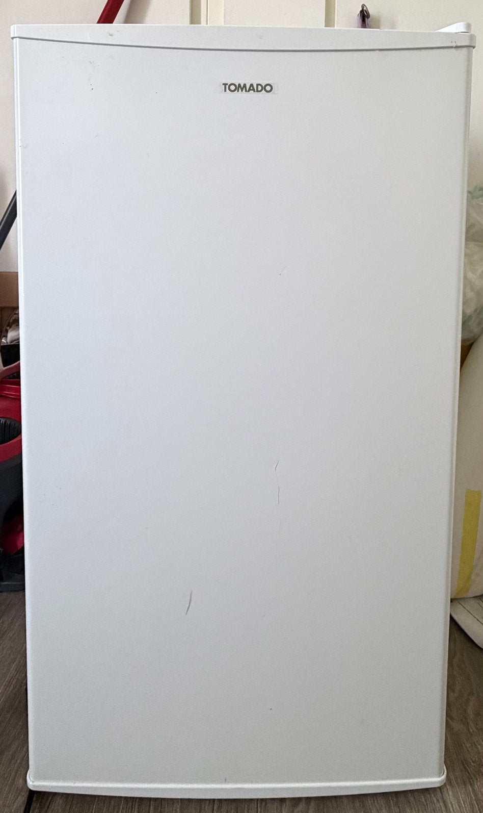 Tomado tafelmodel koelkast, Minder dan 60 cm, Zo goed als nieuw, Vrijstaand, Ophalen