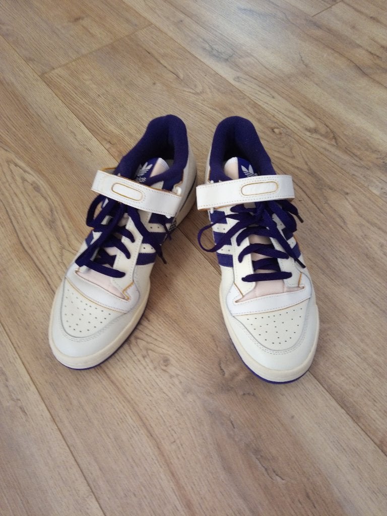Adidas schoenen mt. 44,5, Ophalen of Verzenden, Zo goed als nieuw