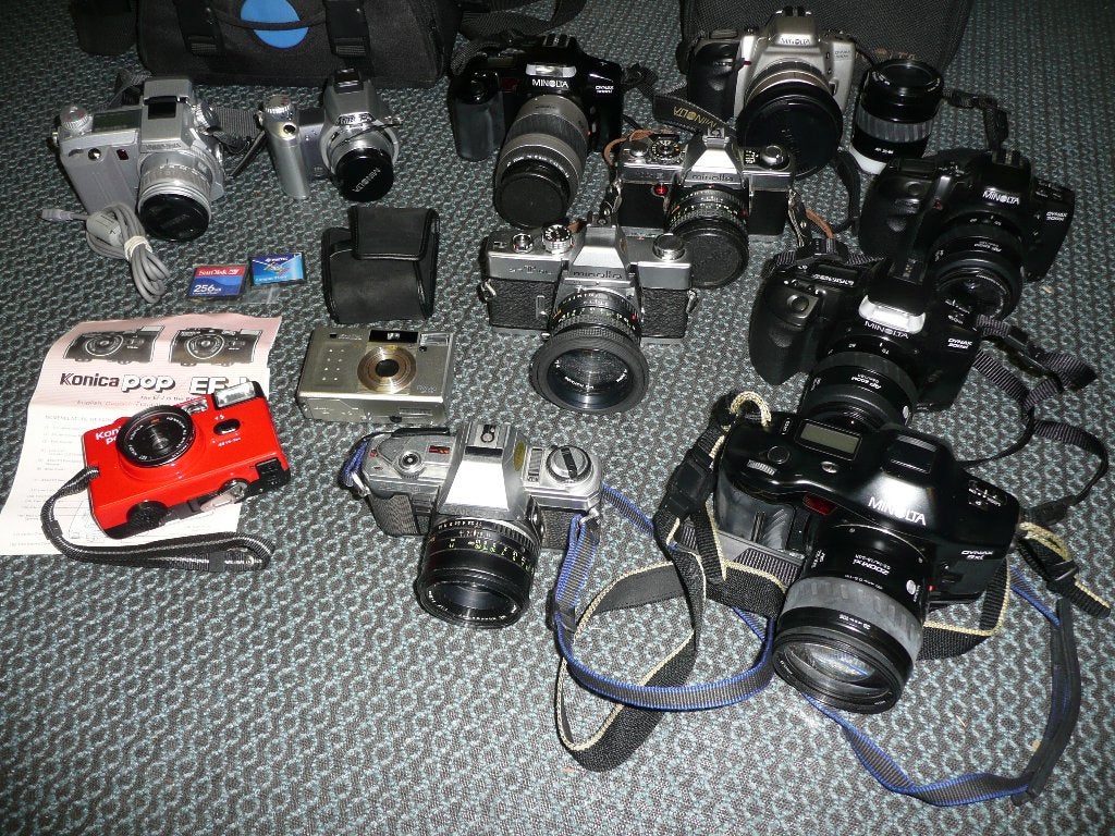 32 x  Minolta / KONICA (met VEEL toebehoren)., Ophalen of Verzenden, Gebruikt, Spiegelreflex, Minolta