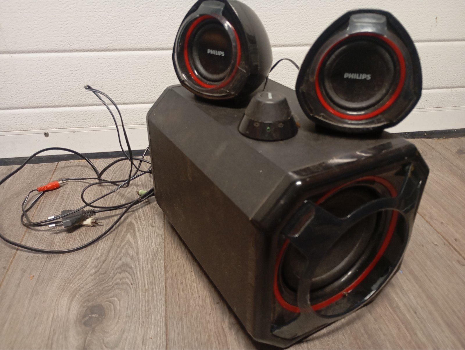 Philips speakersysteem met krachtige bas, Audio, Tv en Foto, Luidsprekers, Philips, Gebruikt, Speakerset, Ophalen of Verzenden