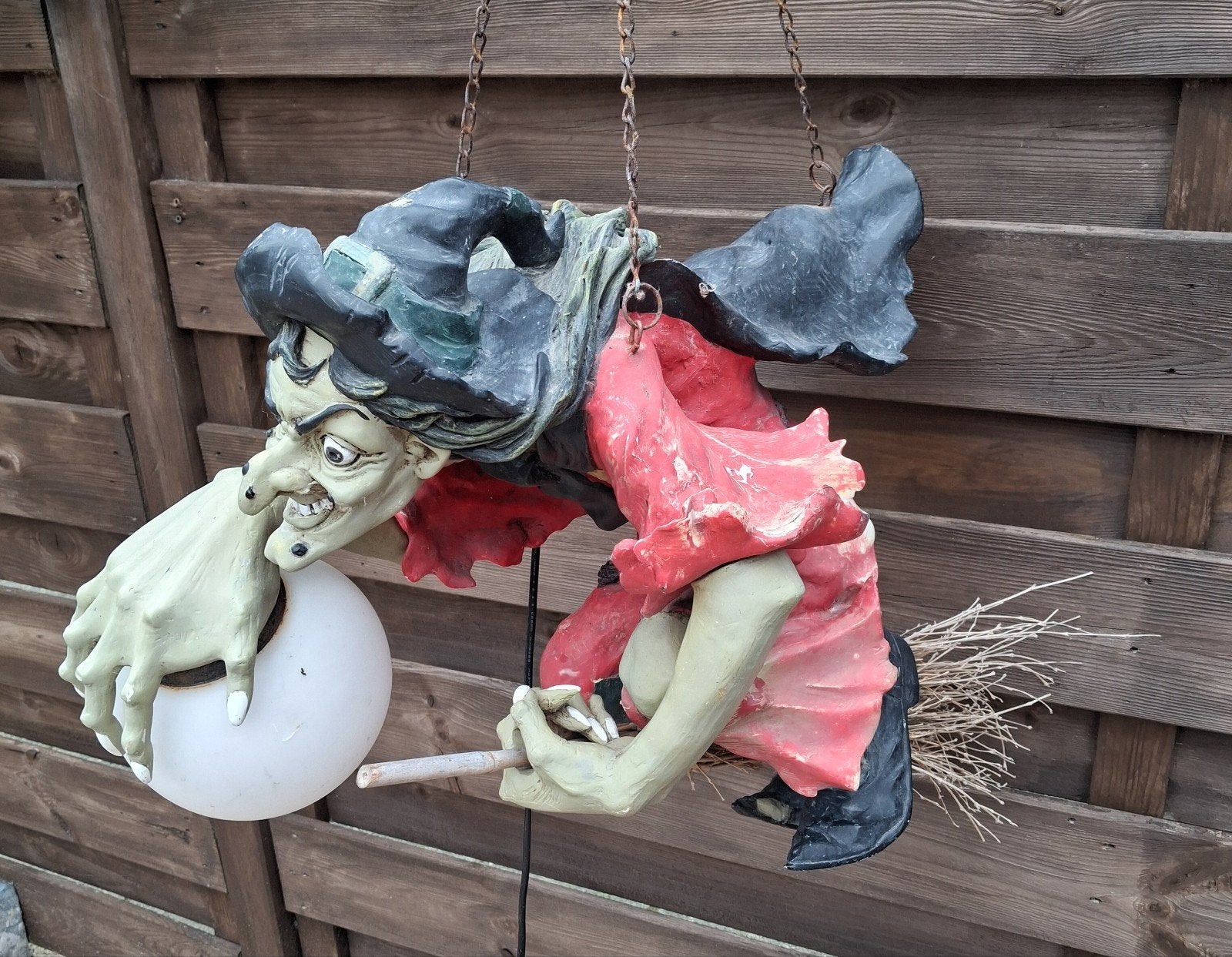 Heks op Bezem met Verlichting - Halloween Decoratie, Huis en Inrichting, Ophalen, Gebruikt, Meerkleurig, Overige stijlen