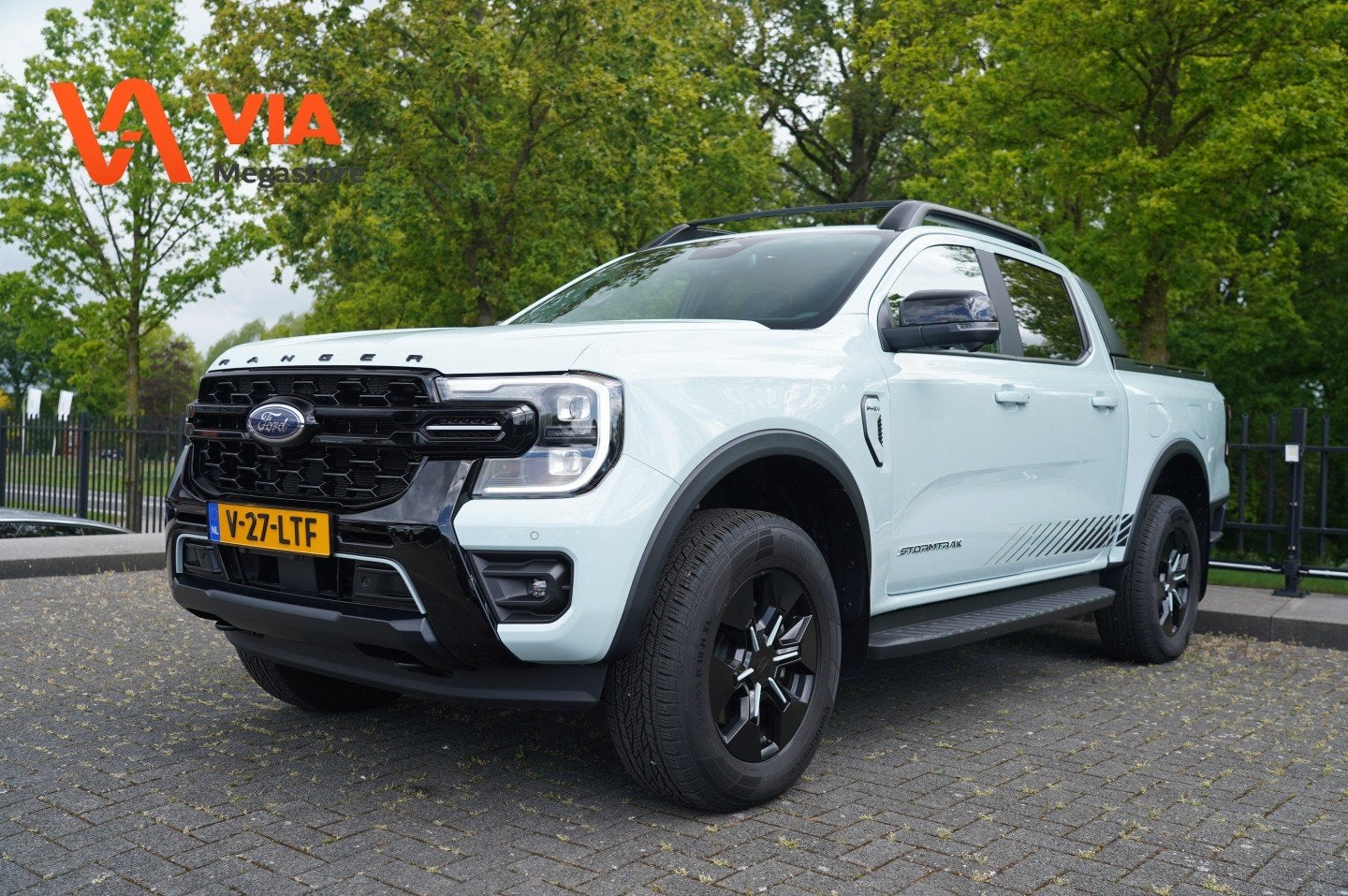 Ford Ranger Stormtrack | PHEV | Double Cab | 280PK | Voorraa, Auto's, Ford, Automaat, 4 cilinders, Met garantie (alle), Blauw