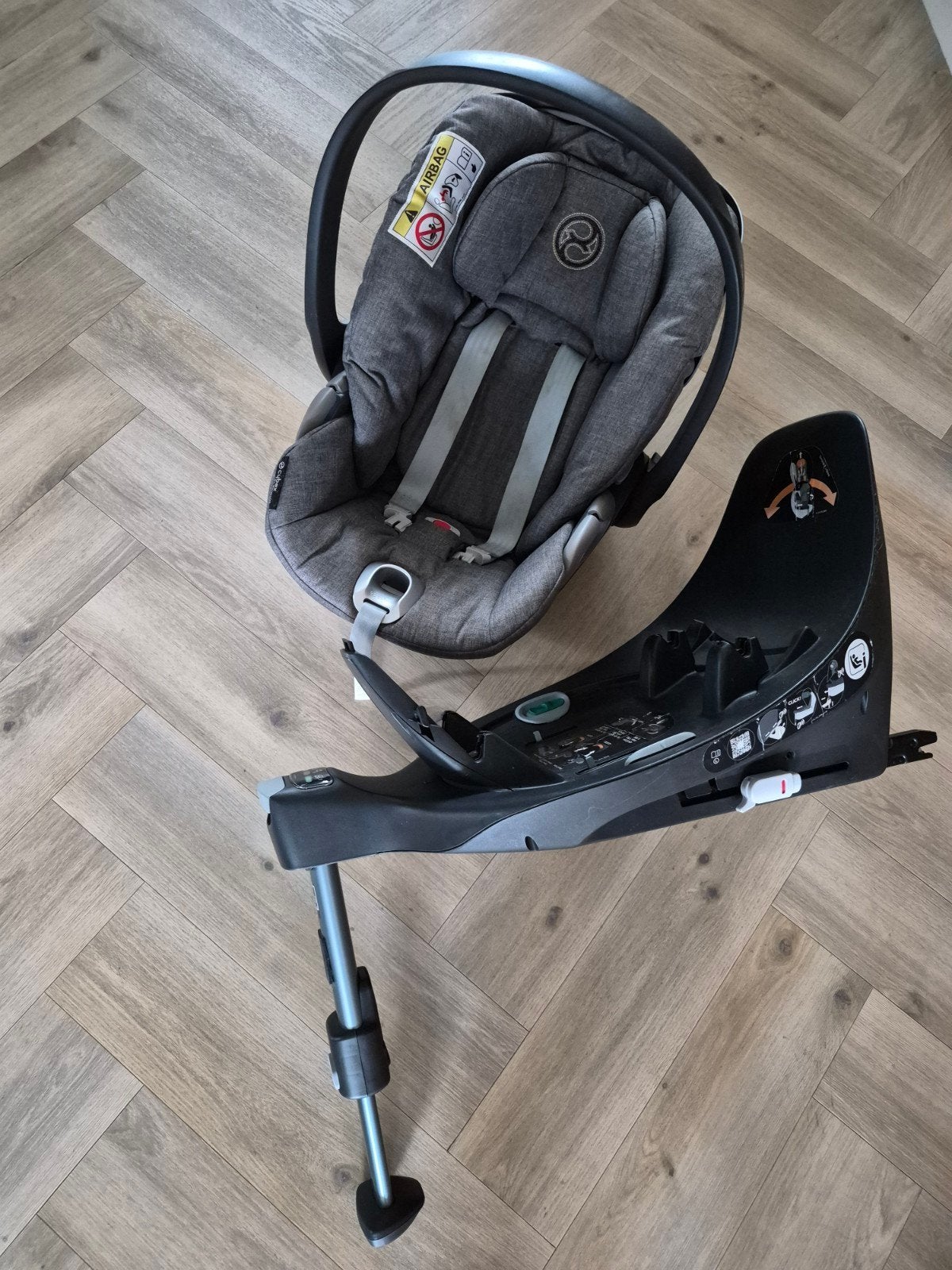 Cybex Cloud Z i-Size autostoel met Isofix base Z One - Zo go, Zijbescherming, Zo goed als nieuw, Isofix, 0 t/m 13 kg
