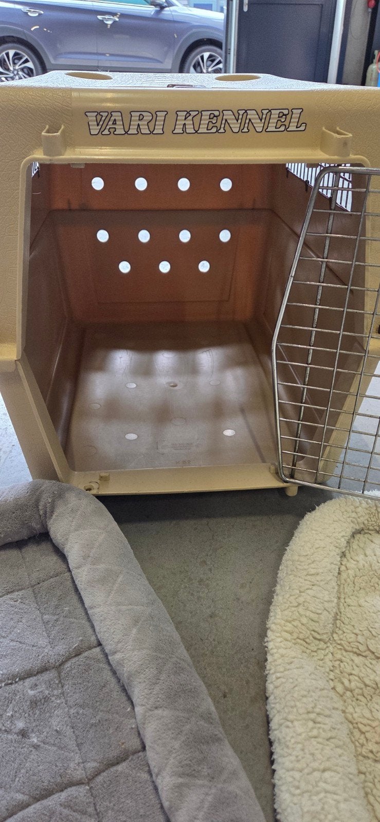 Degelijke Vari kennel transport bench, Ophalen