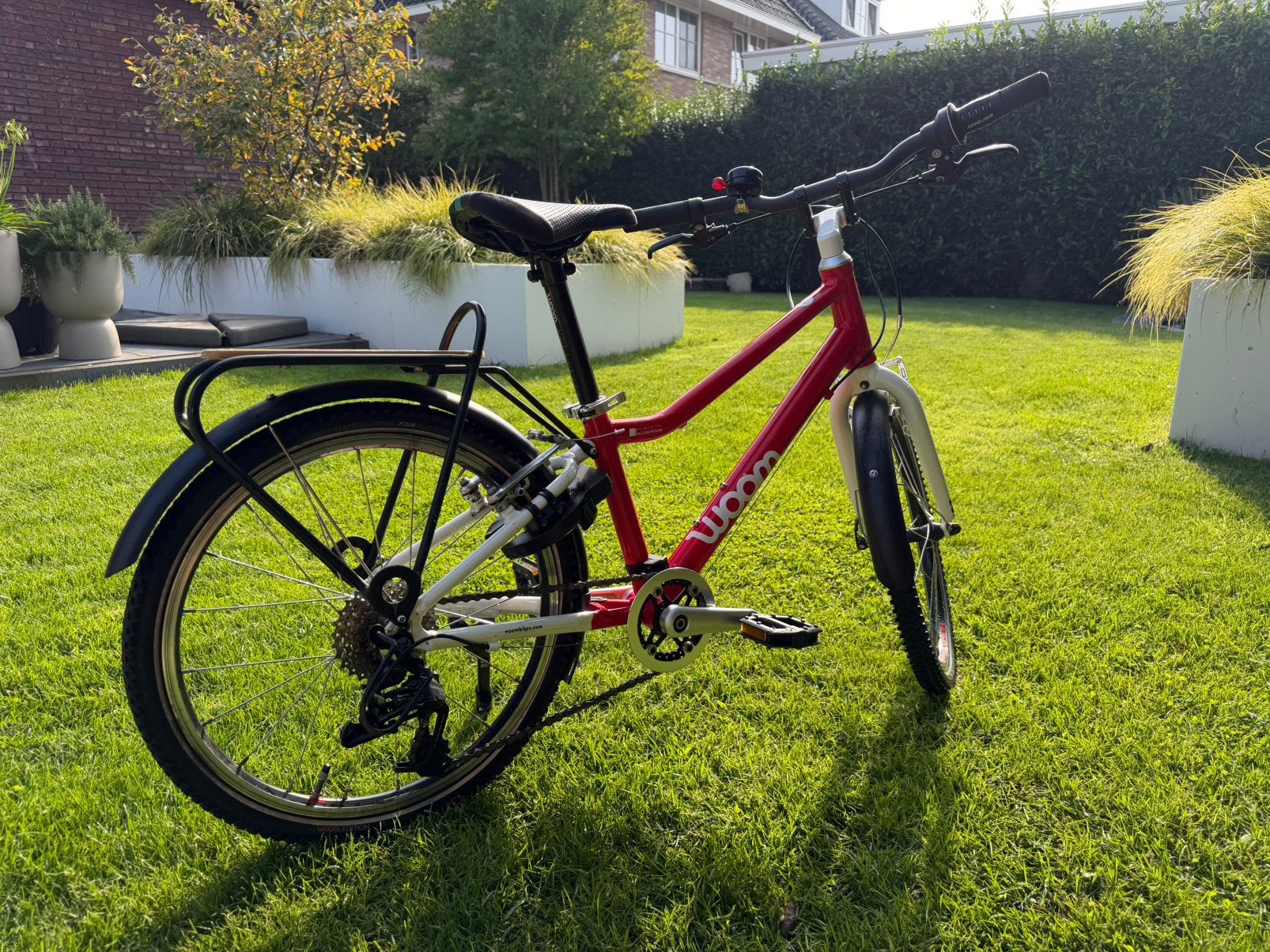 Foto 4 van Woom 4 kinderfiets – rood – 20 inch