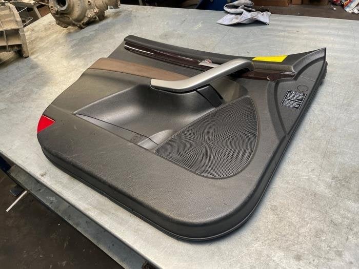 Portierbekleding 4Deurs links-voor van een Kia Sorento, Auto-onderdelen, Interieur en Bekleding, -, -, Ophalen of Verzenden, -