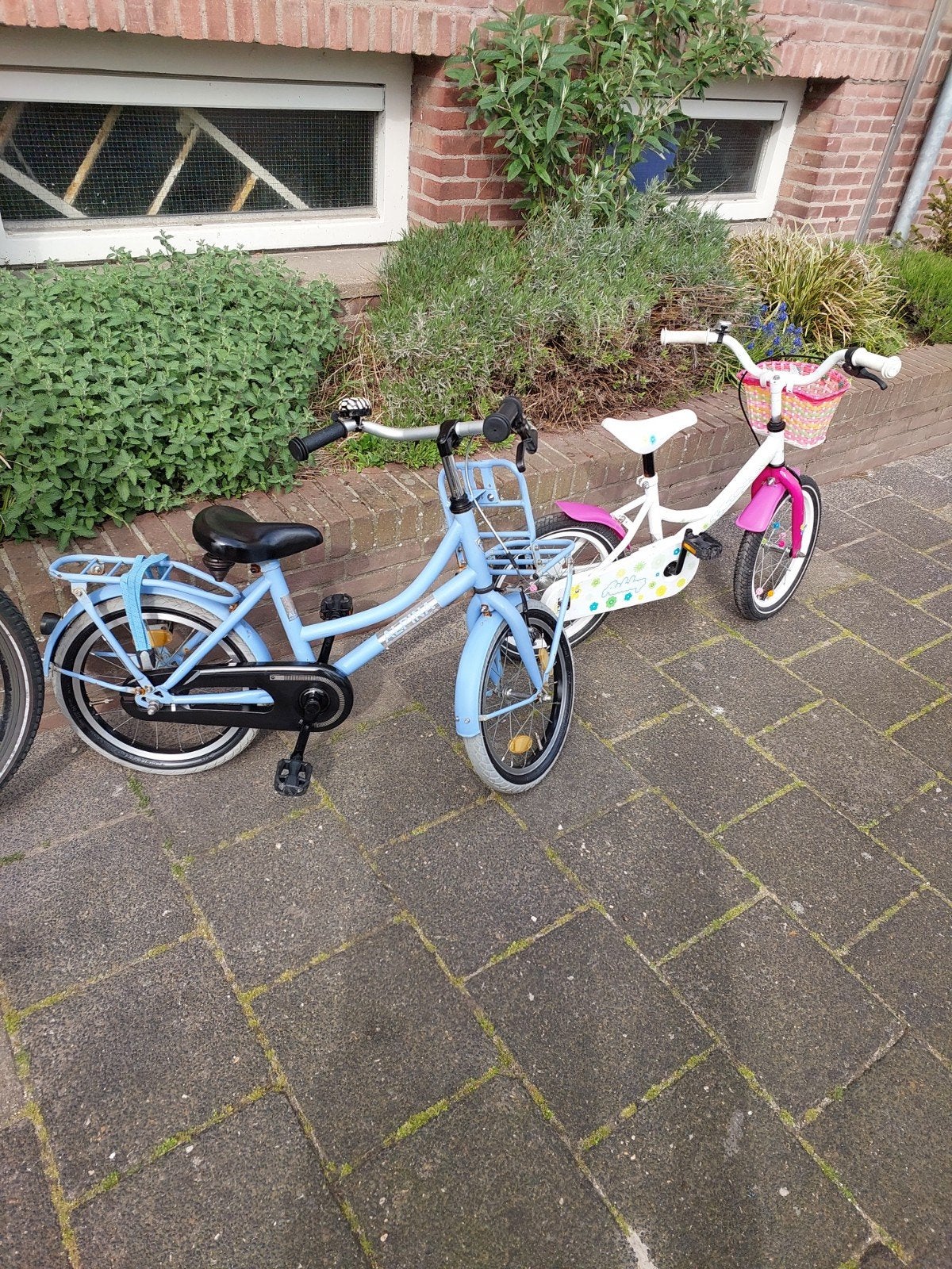 2 Leuke nog goed uitziende kinderfietsen, Fietsen en Brommers, Fietsen | Kinderfietsjes, Ophalen, Gebruikt, Minder dan 16 inch