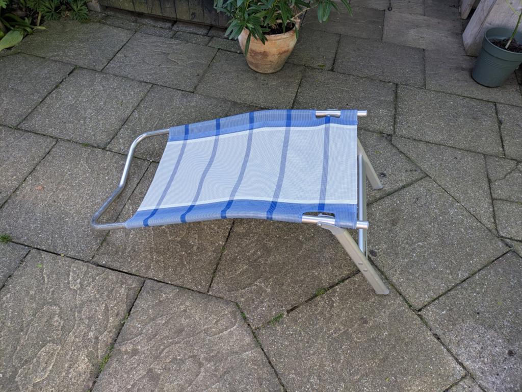 Dukdalf voetensteun - Comfortabel en lichtgewicht, Ophalen, Gebruikt, Campingmeubel-accessoire