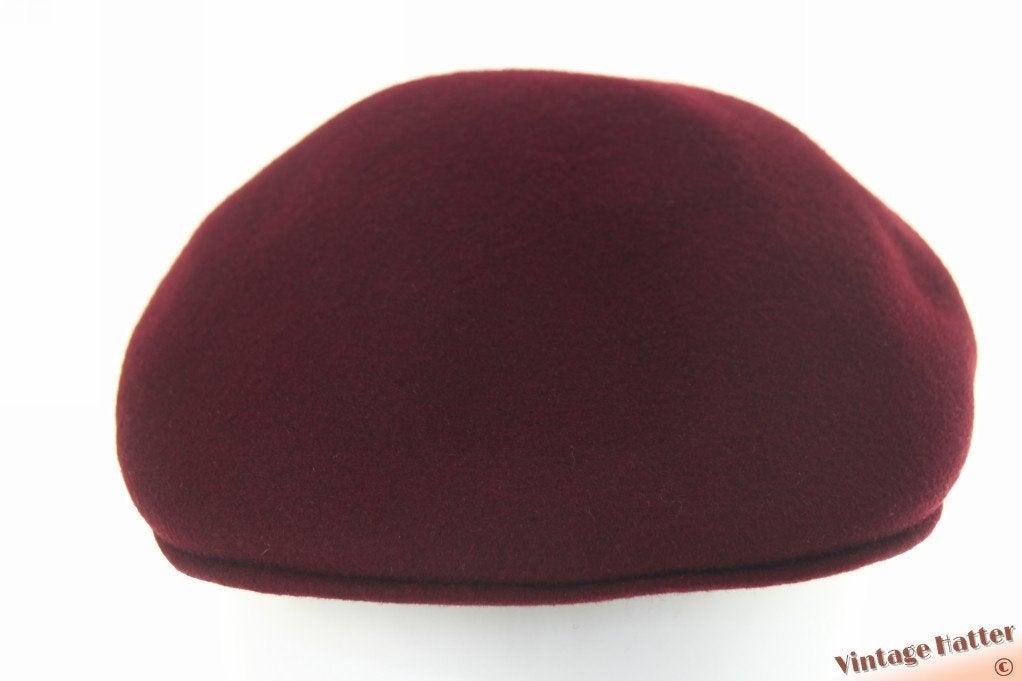 Voorgevormde pet Foldafelt Immacula donker bordeaux 56-57, Foldafelt - Immacula, Ophalen of Verzenden, Gedragen, Pet