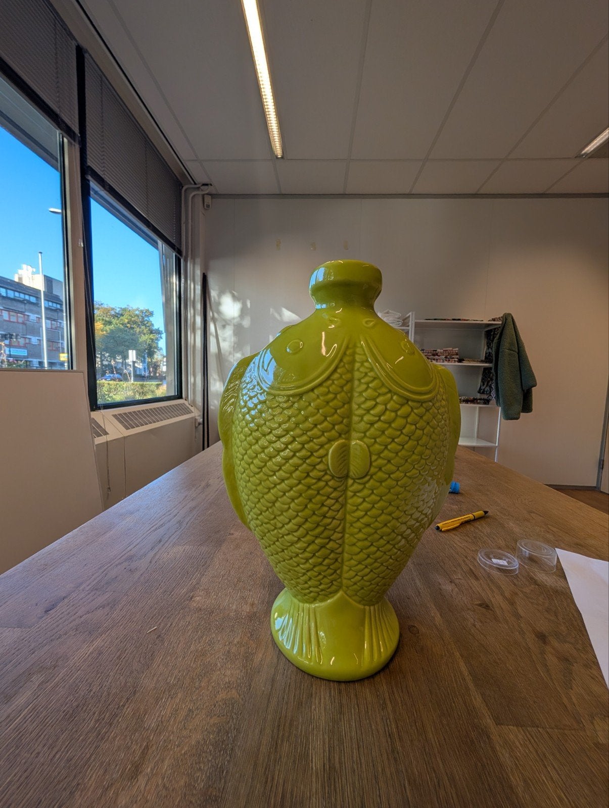 Opvallende groene vissenvaas - Happy fish Daan Kromhout, Ophalen of Verzenden