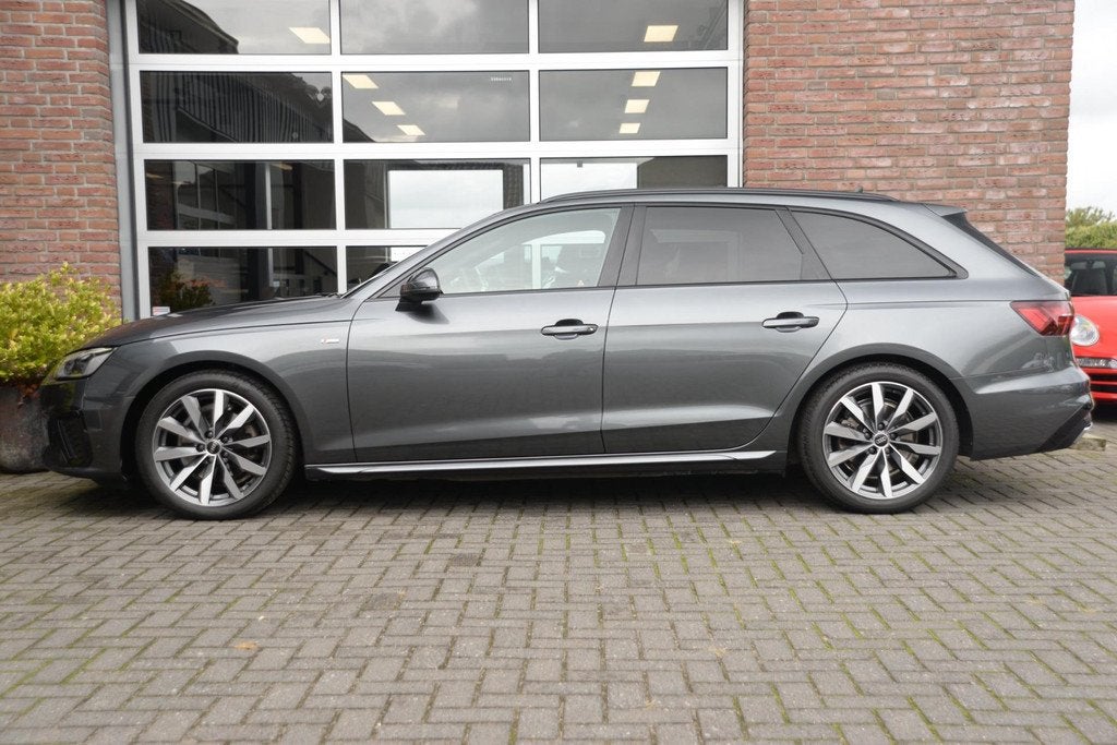 Audi A4 Avant 35 TFSI S edition Competition | Orig NL |, Auto's, Audi, Gebruikt, Euro 6, 4 cilinders, Hybride Elektrisch/Benzine
