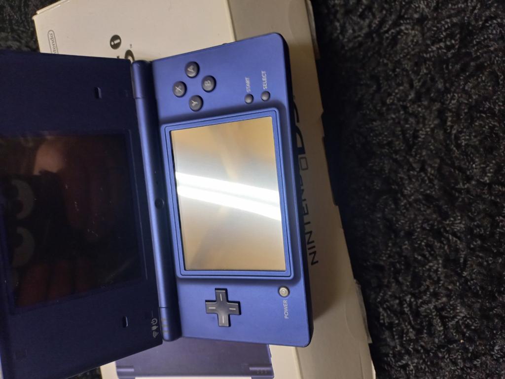 Nintendo DS, Spelcomputers en Games, Spelcomputers | Nintendo DS, Ophalen of Verzenden, Zo goed als nieuw, Zwart, DS Lite