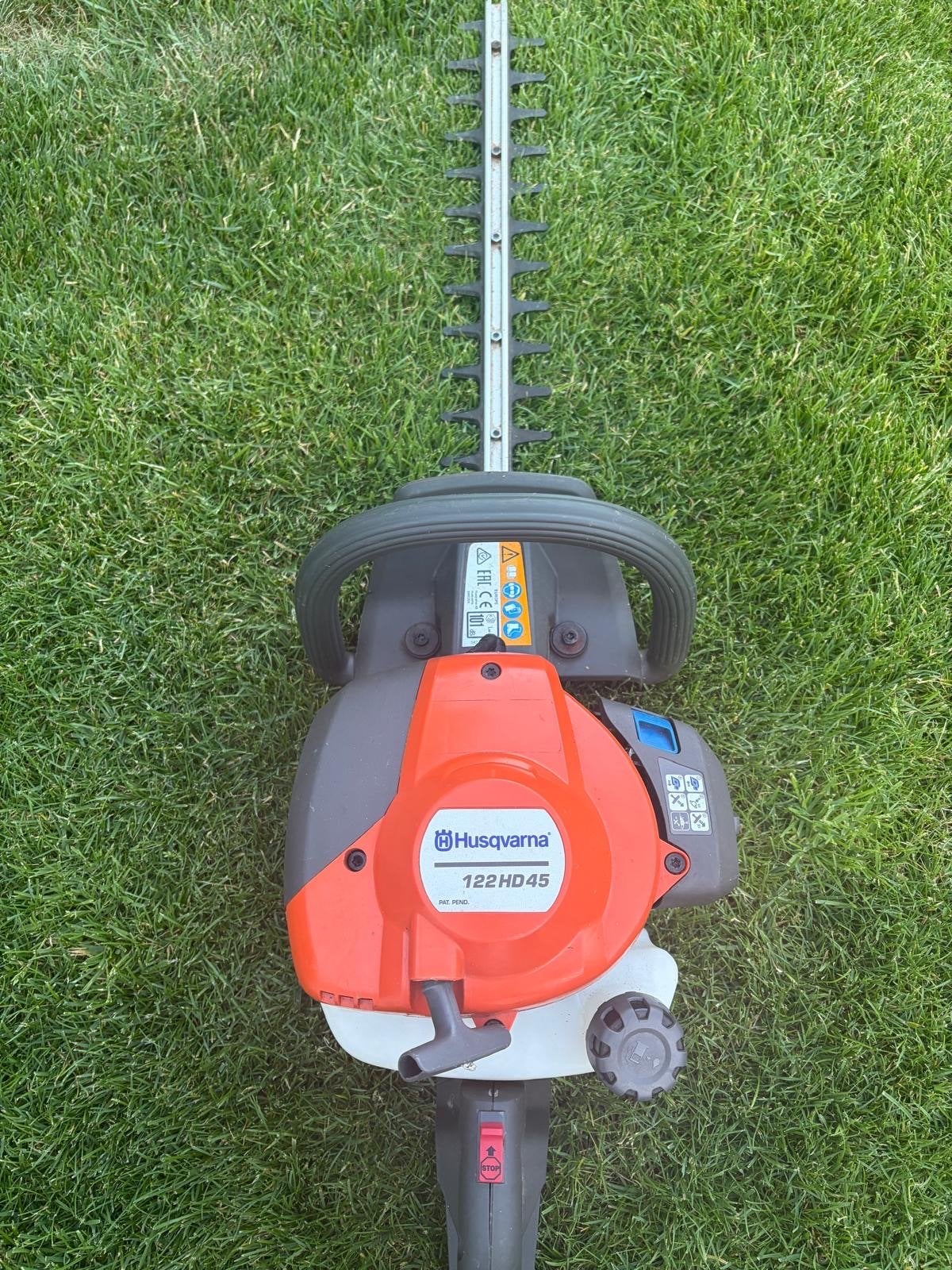Husqvarna 122HD45 Heggenschaar - Zo goed als nieuw, Ophalen of Verzenden, Zo goed als nieuw, Benzine