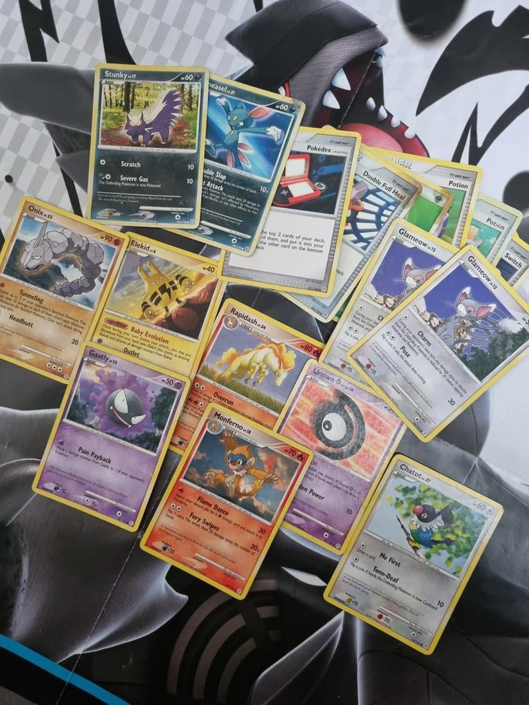 Pokémon kaarten - Glameow, unown, onix 92, Ophalen of Verzenden, Gebruikt, Meerdere kaarten