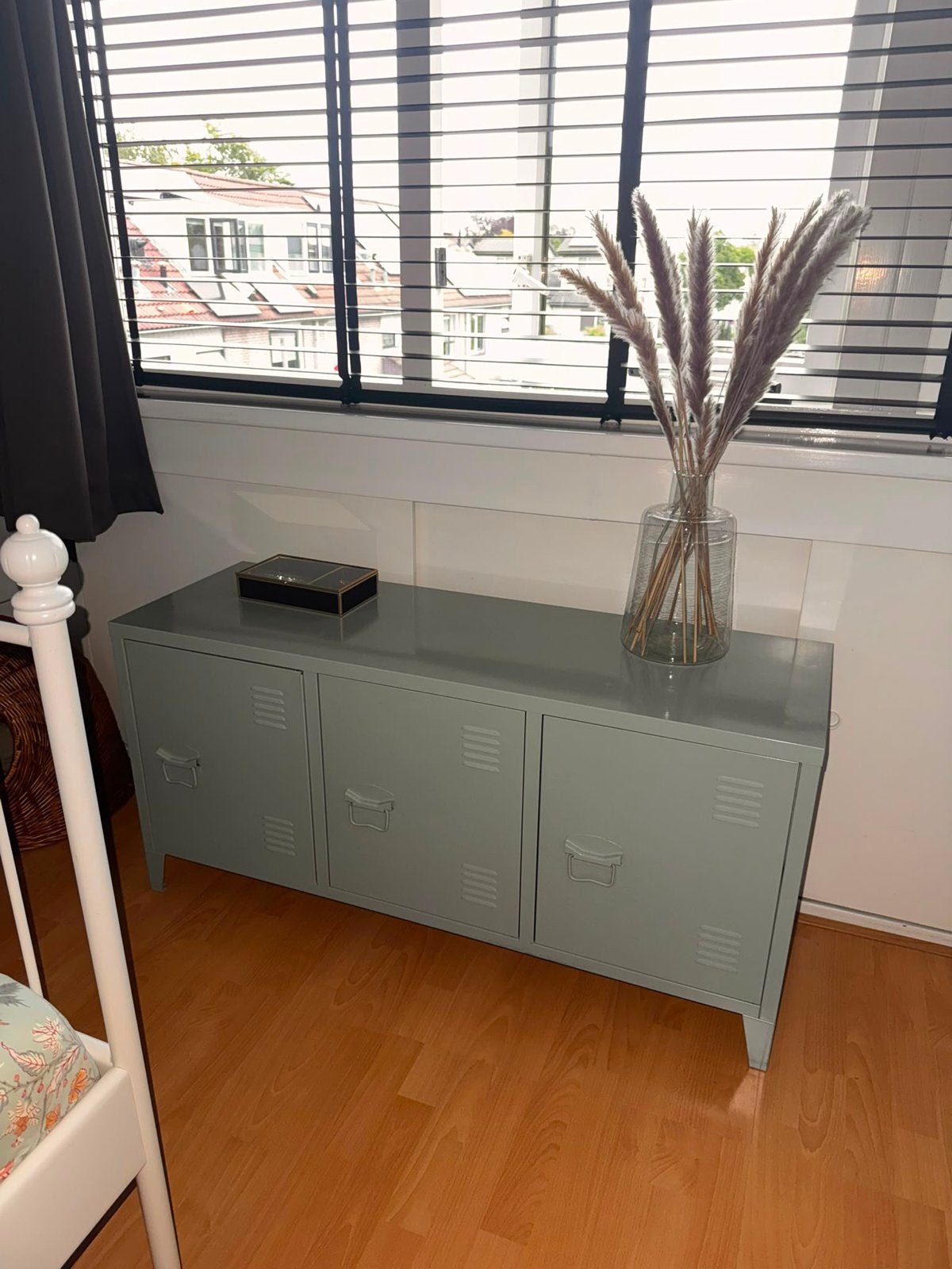 Stijlvolle groene metalen locker kast met 3 deuren, Huis en Inrichting, Ophalen, Zo goed als nieuw