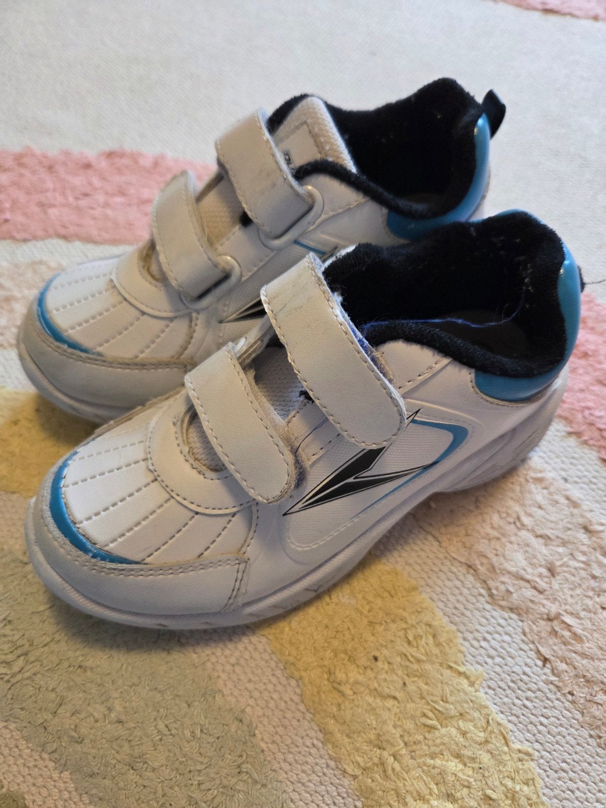Gratis: Dutchy Gym sportschoenen maat 31 klittenband
Gedrage, Ophalen, Gebruikt, Dutchy, Jongen of Meisje