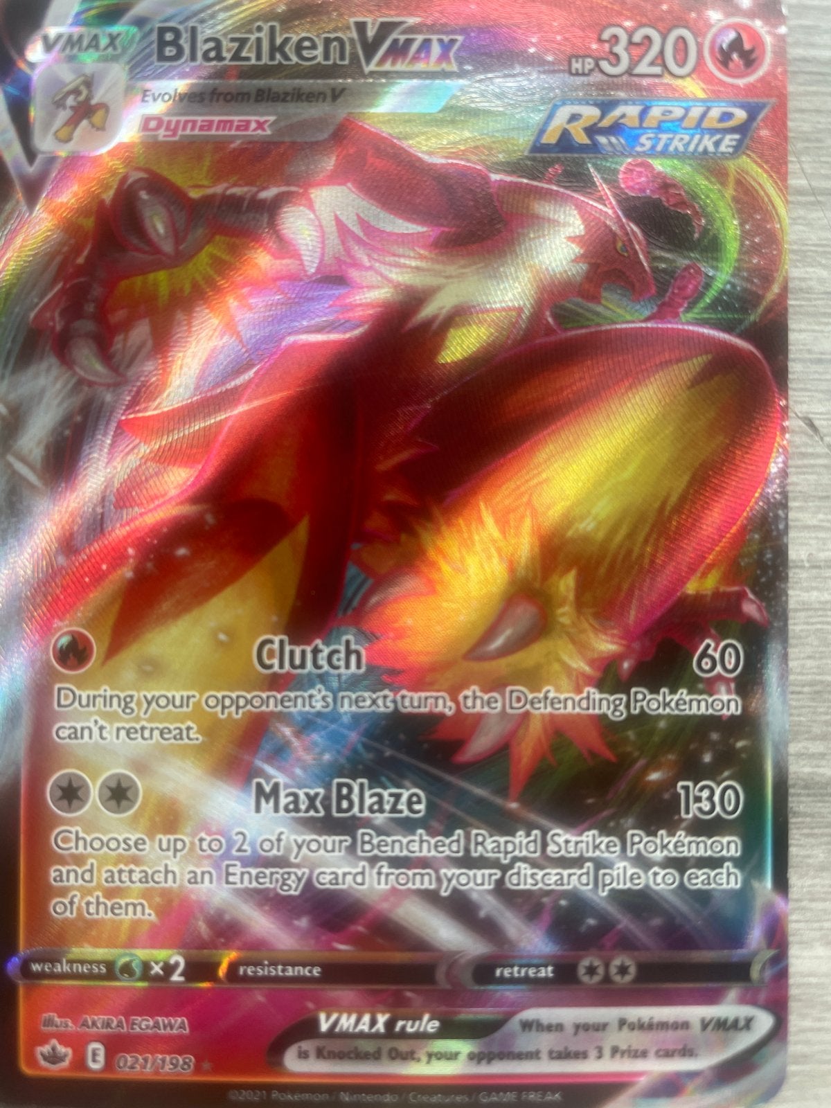 Blaziken VMAX Rapid Strike Pokémon Kaart 021/198, Ophalen of Verzenden, Zo goed als nieuw, Losse kaart, Foil