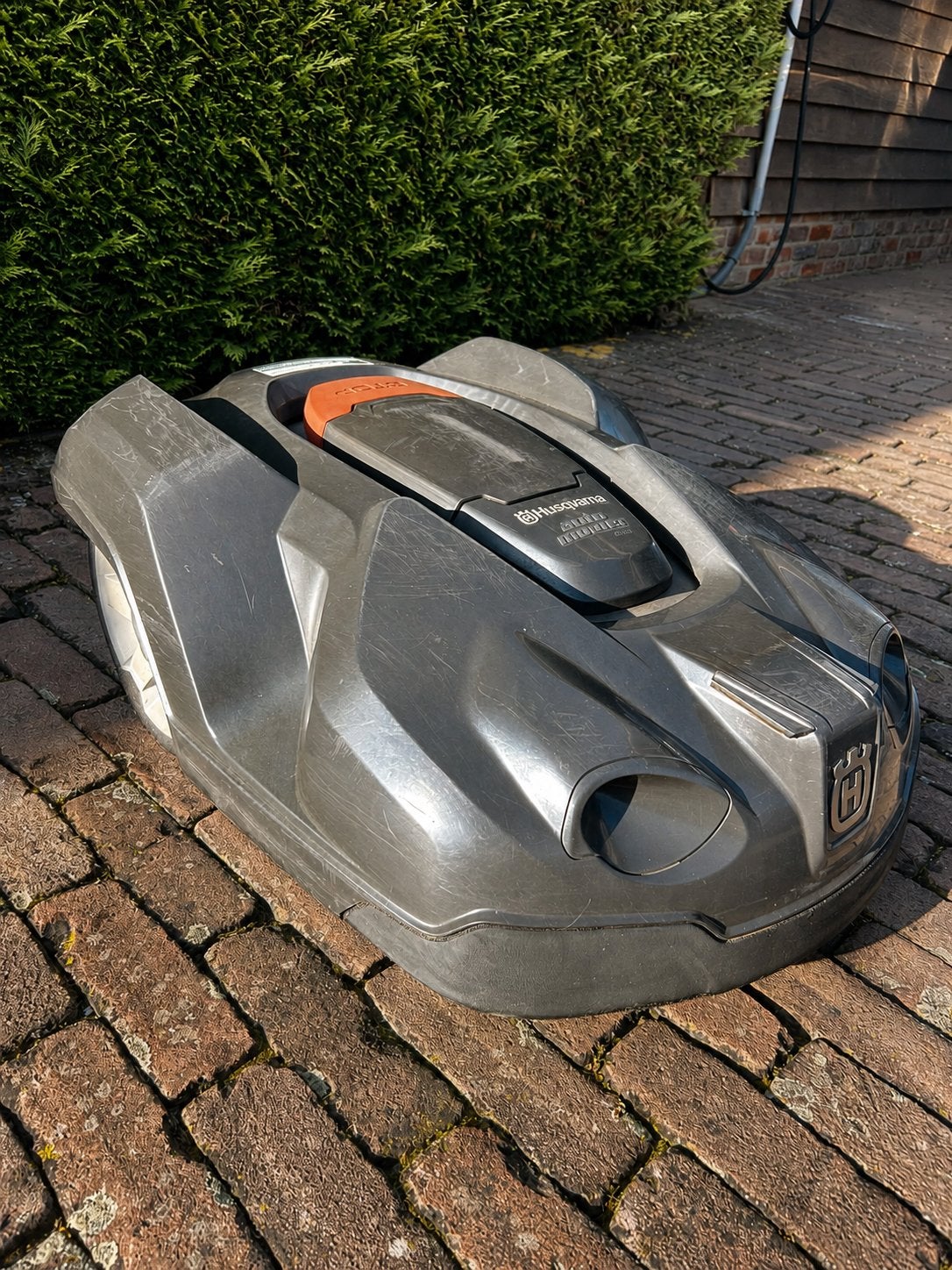 Husqvarna 430X, Tuin en Terras, Robotmaaiers, Ophalen, Zo goed als nieuw, 20 tot 25 cm